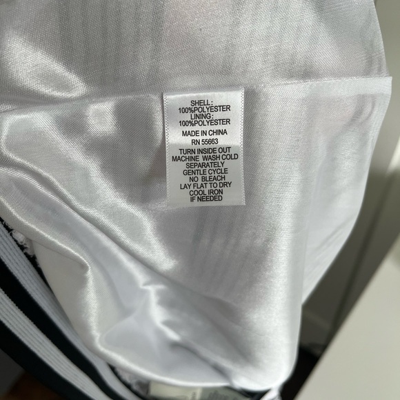 Joie pleated black and white, lined, lightweight, long pull-on skirt - Picture 8 of 9